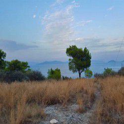 photo of promenade to the light house, One Million Words, travel & discover mysterious Greece