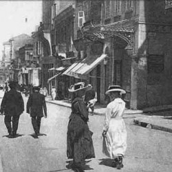 Ermou Street, 1912 © history-pages.blogspot.gr